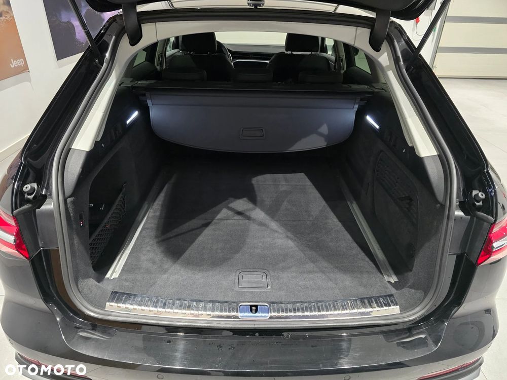 Audi A6 Avant 35 TDI mHEV S Line S tronic - 12