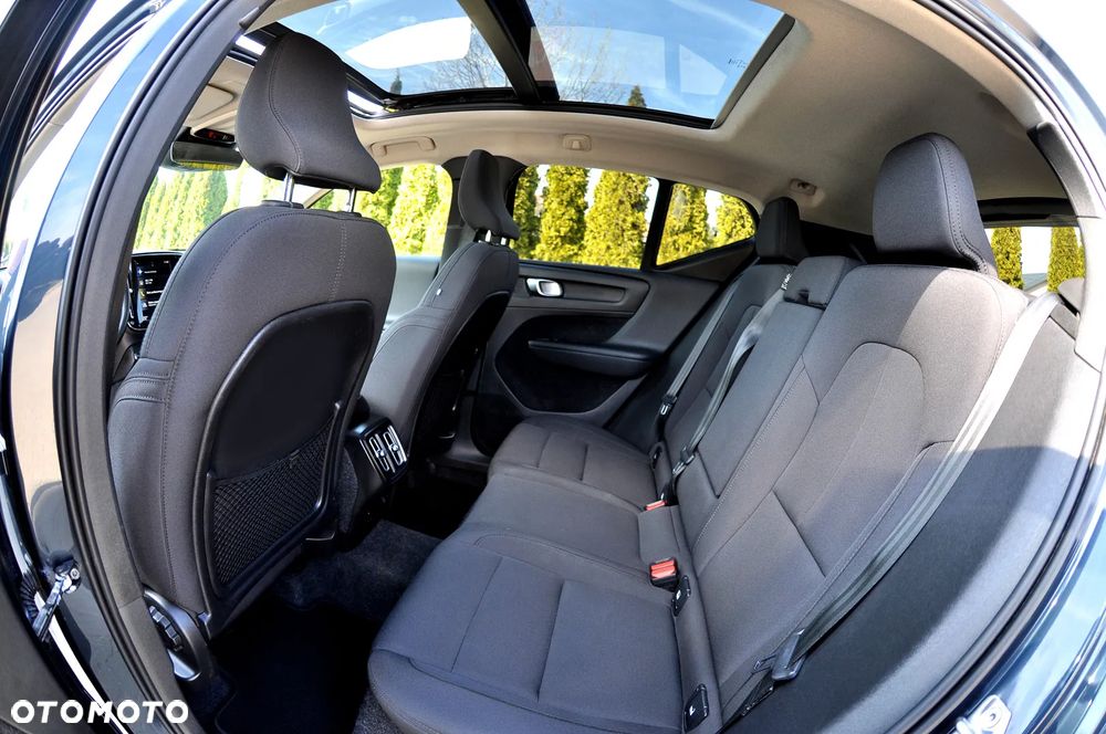 Volvo XC 40 D3 Momentum Pro - 26