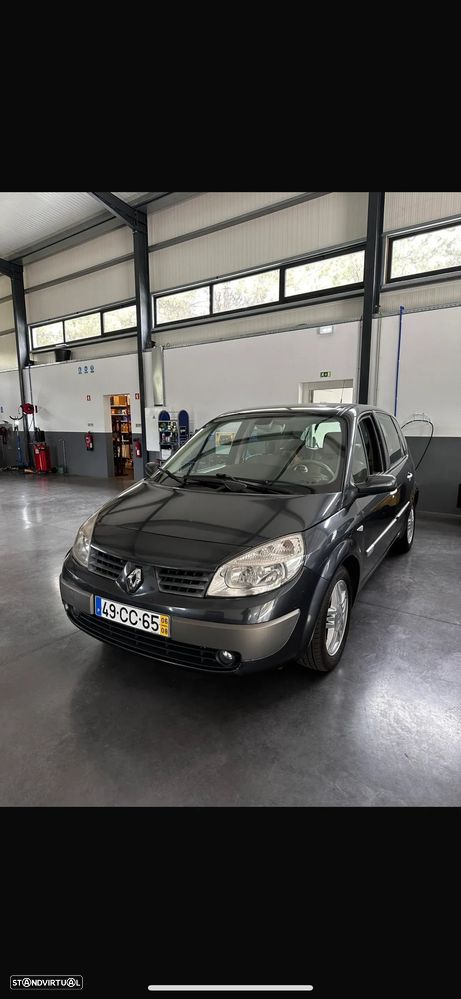 Renault Scénic - 1