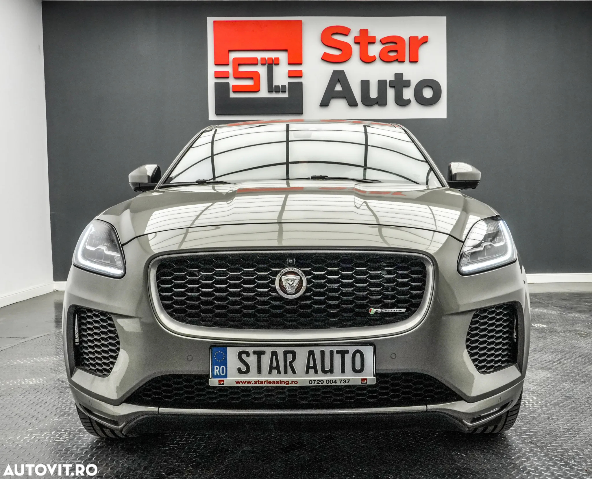 Jaguar E-Pace D240 AWD R-Dynamic S - 2