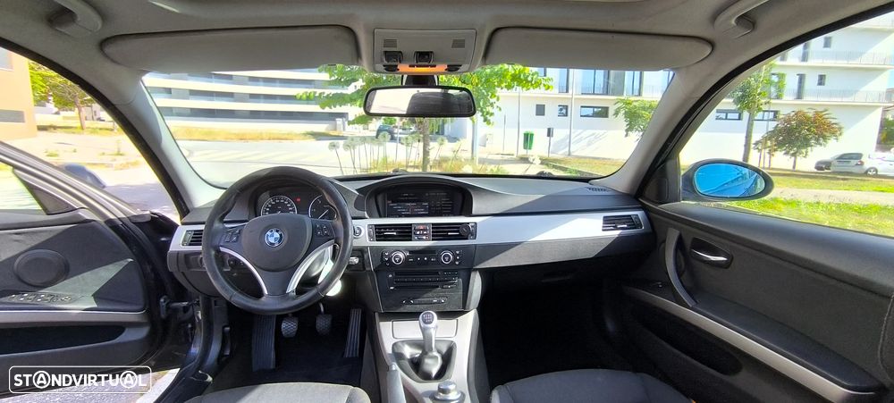 BMW 320 d Navigation - 15