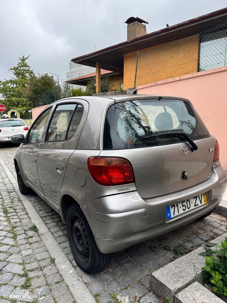 Toyota Yaris 1.0 SE - 3