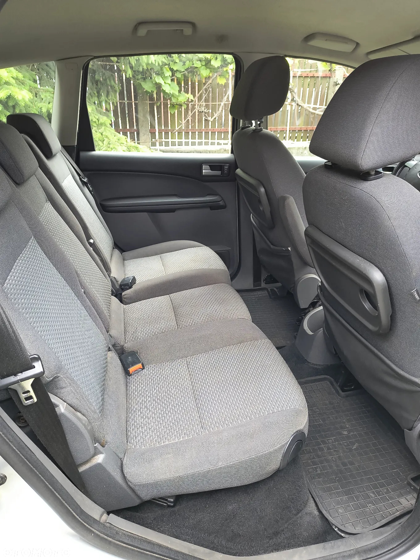Ford Focus C-Max - 8
