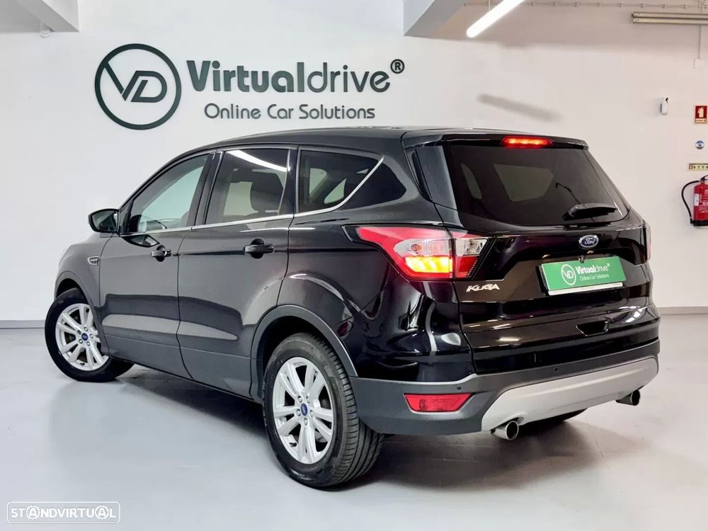 Ford Kuga 1.5 TDCi Titanium - 10