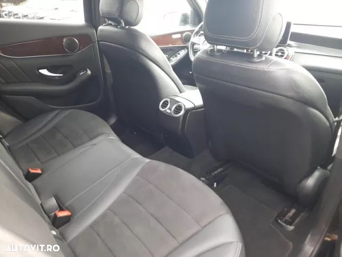 Mercedes-Benz GLC Coupe 250 4MATIC - 14