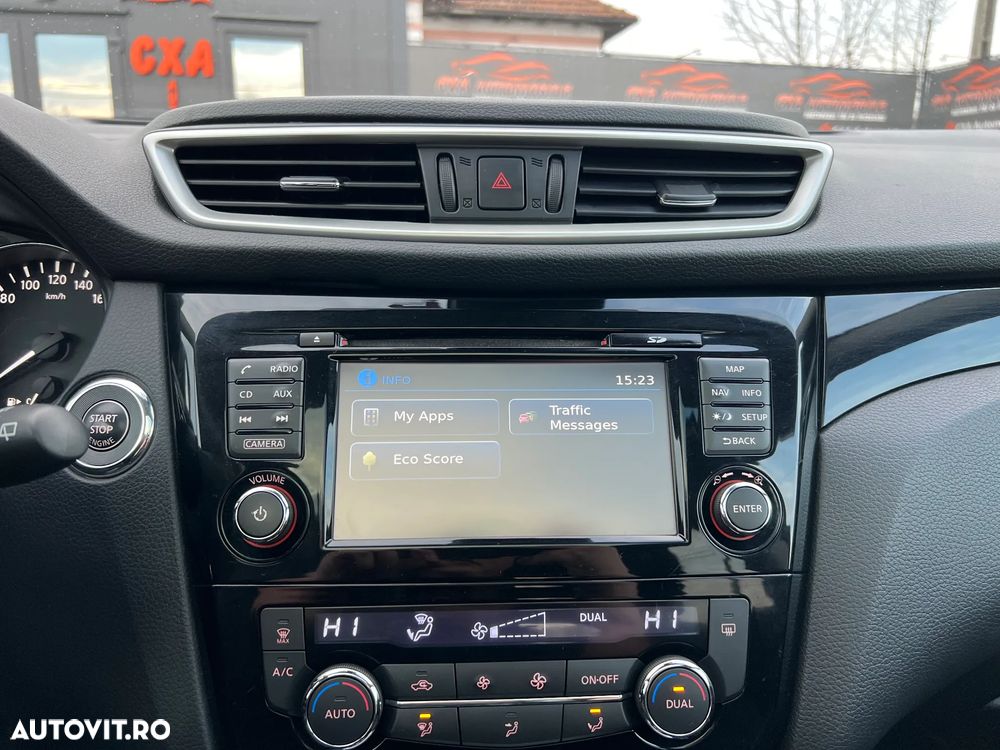 Nissan Qashqai 1.6 DCI Xtronic N-Connecta - 22