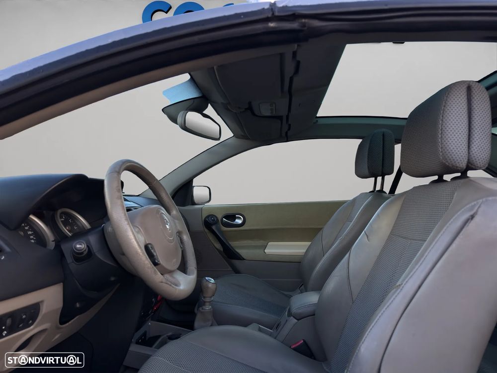 Renault Mégane CC 1.9 dCi Conf. Privilége - 9