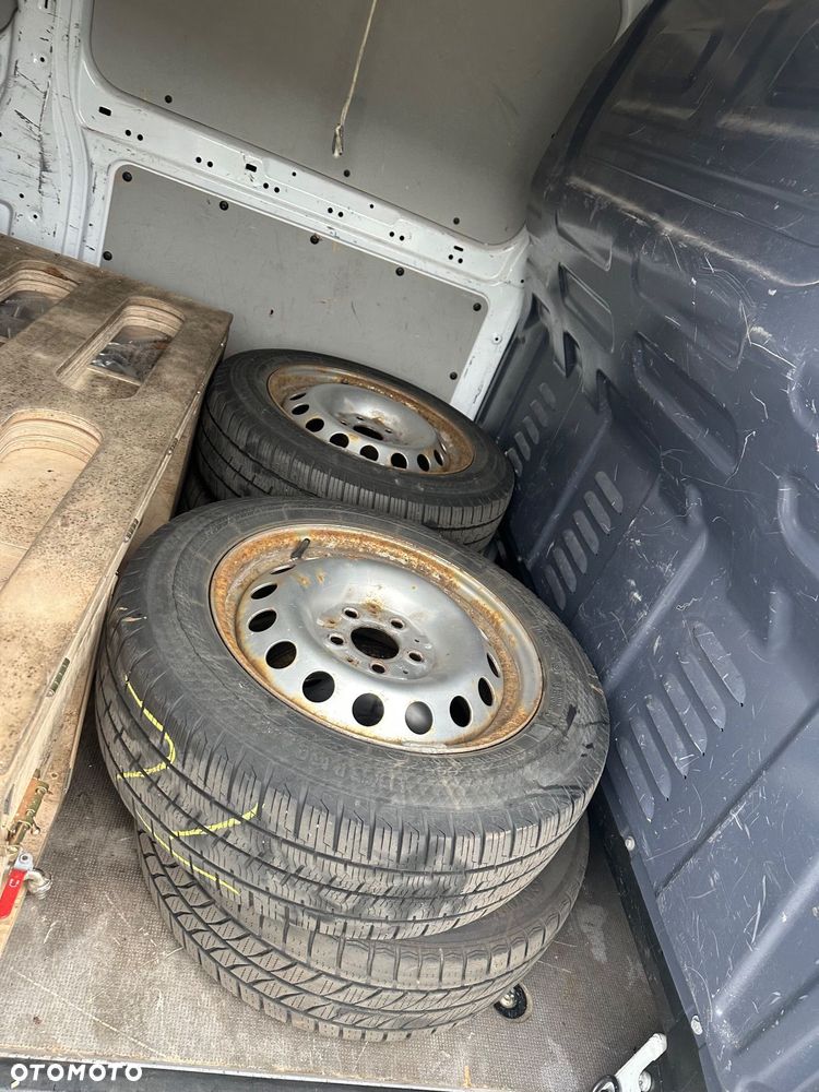 Mercedes-Benz Vito - 13