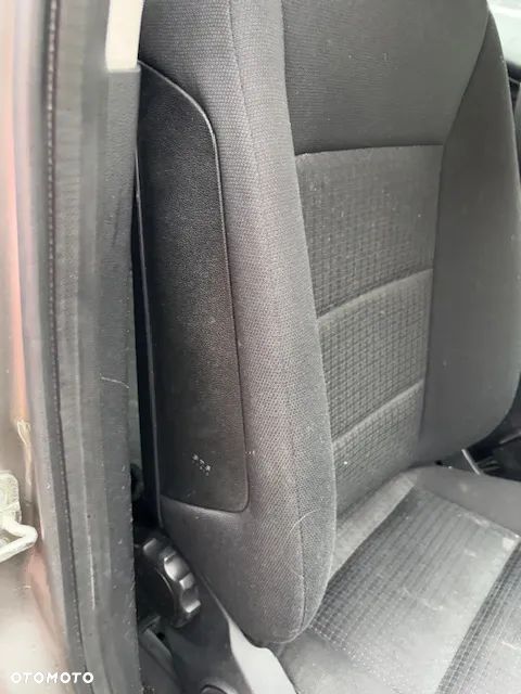 FOTELE SIEDZENIA KANAPA MERCEDES W245 - 3