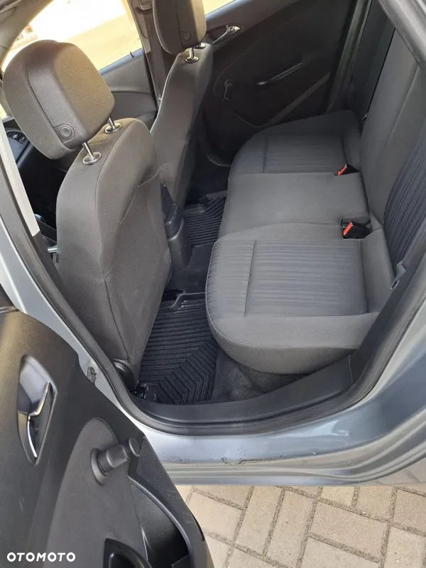 Opel Astra - 10