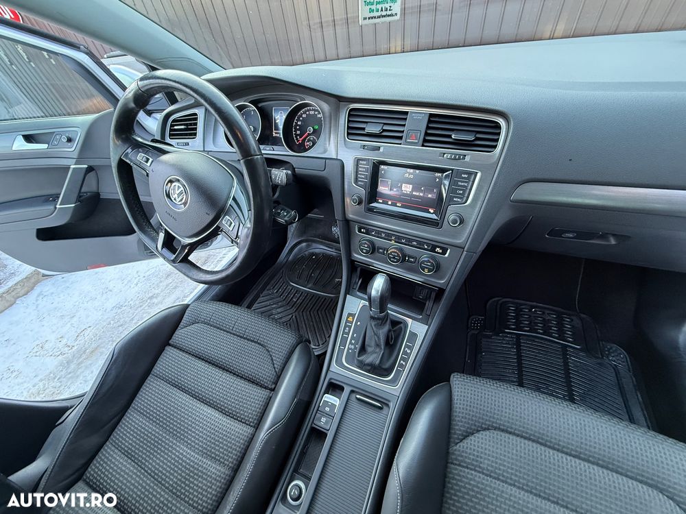 Volkswagen Golf Variant 1.6 TDI BlueMotion Technology DSG Lounge - 9