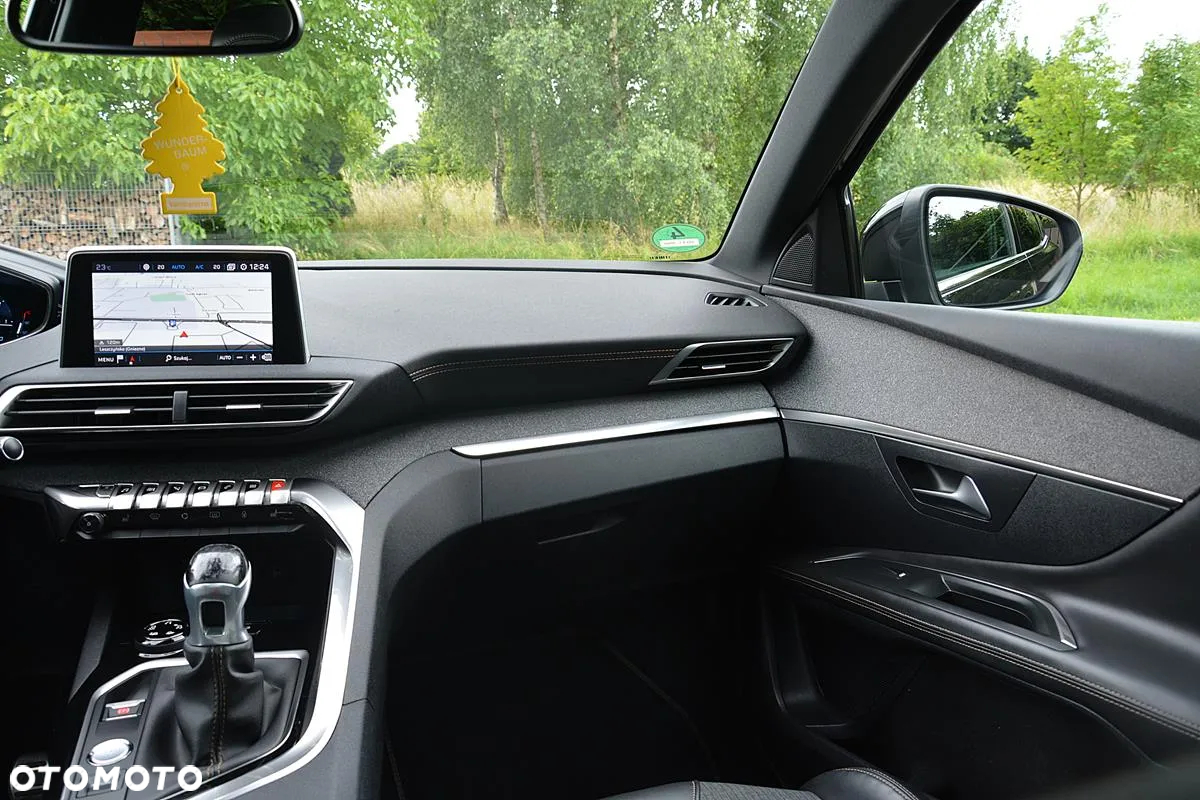 Peugeot 3008 - 22