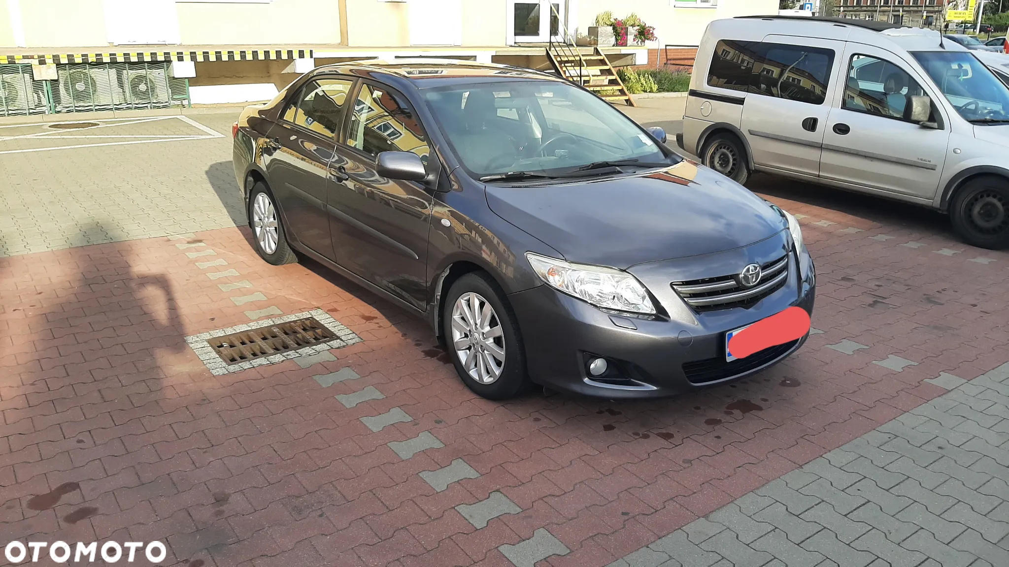 Toyota Corolla - 4