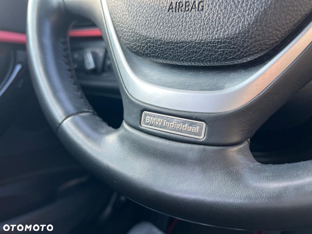 BMW 3GT 320d xDrive Sport Line - 18