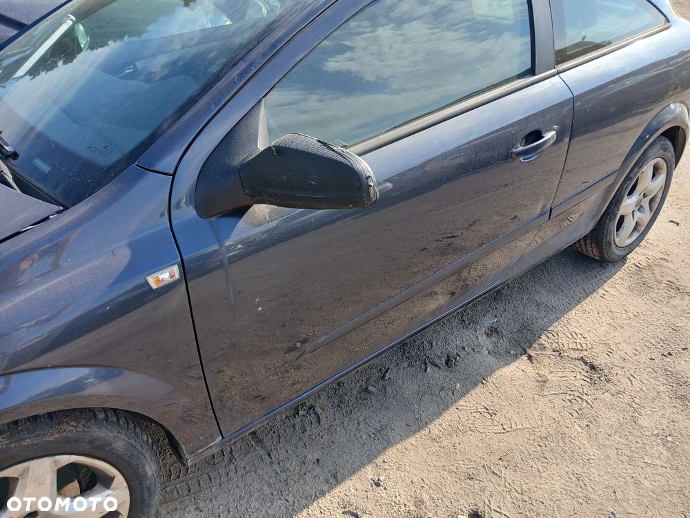 opel astra H 3 3D III Z168  maska pokrywa silnika klapa bagażnika zderzak lampa reflektor pas przedni - 4