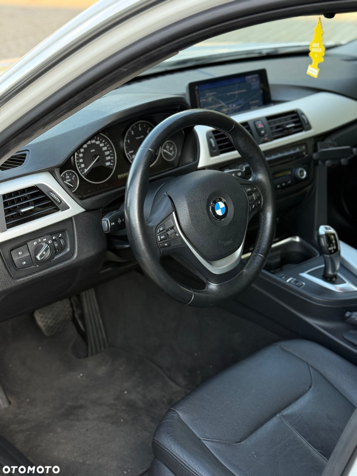 BMW Seria 3 - 26