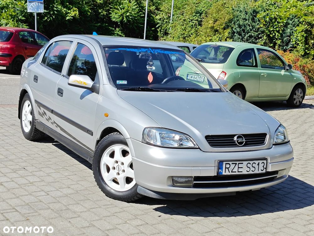 Opel Astra II 2.0 DI Comfort - 2