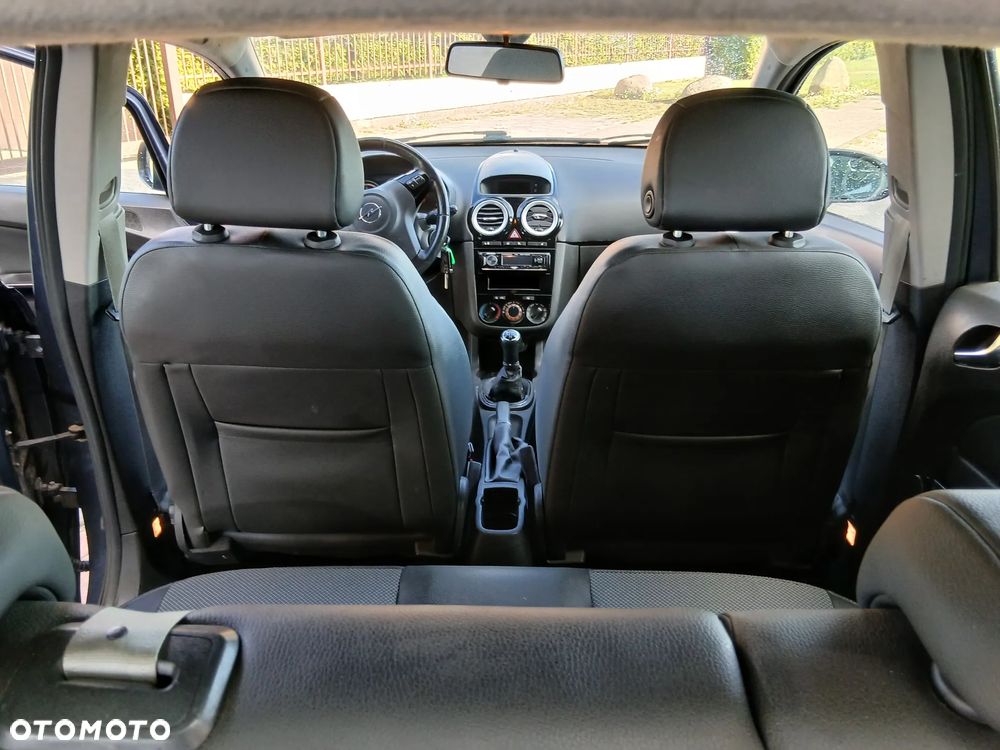 Opel Corsa 1.4 16V Innovation 110 Jahre - 11