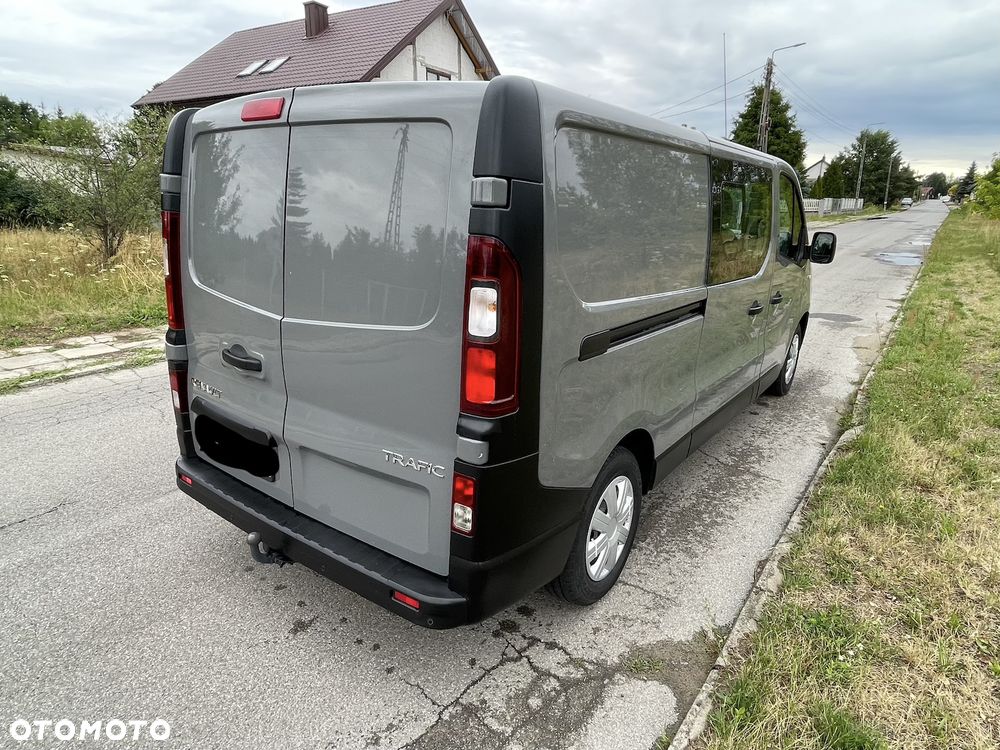 Renault Trafic - 10