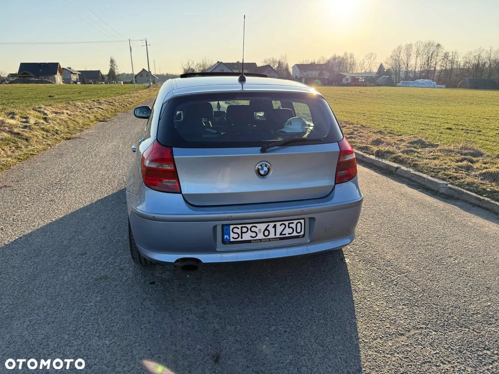 BMW Seria 1 116i - 6