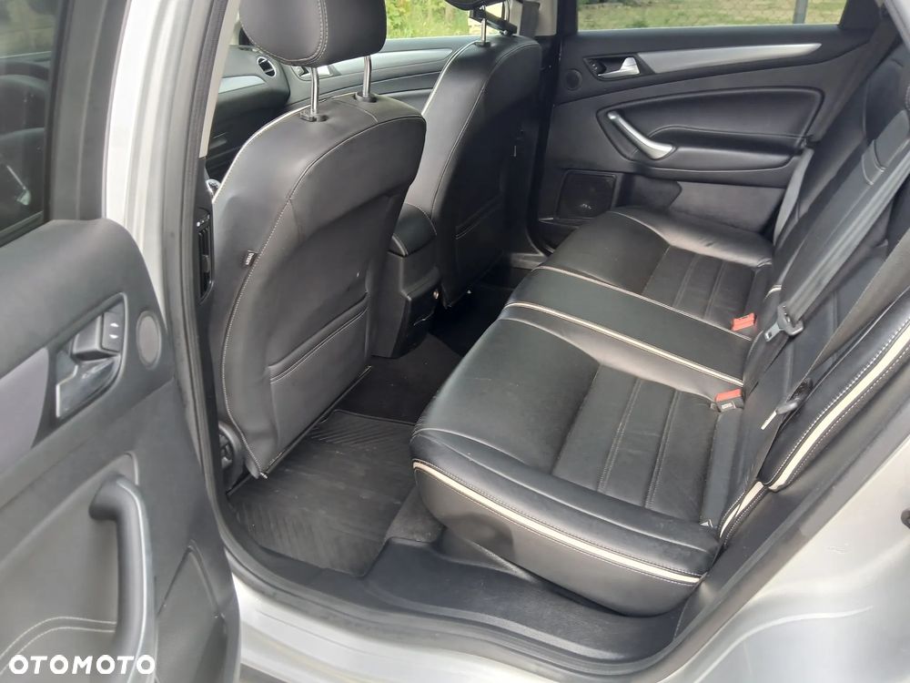 Ford Mondeo 2.0 TDCi Titanium - 21