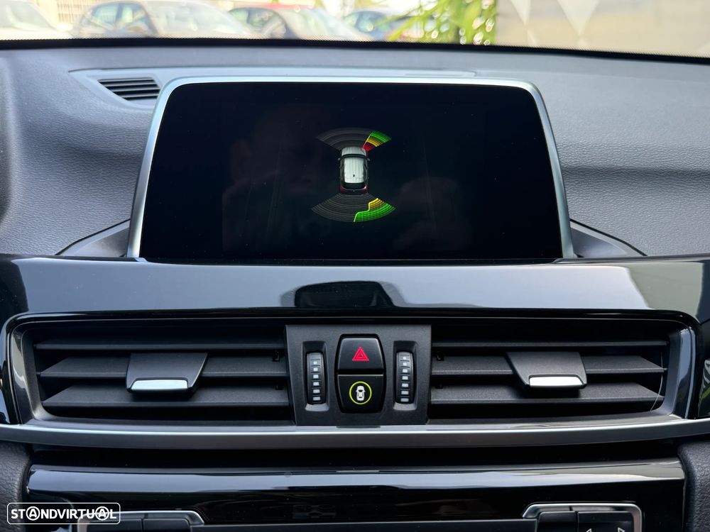 BMW X1 16 d sDrive Line Sport - 33