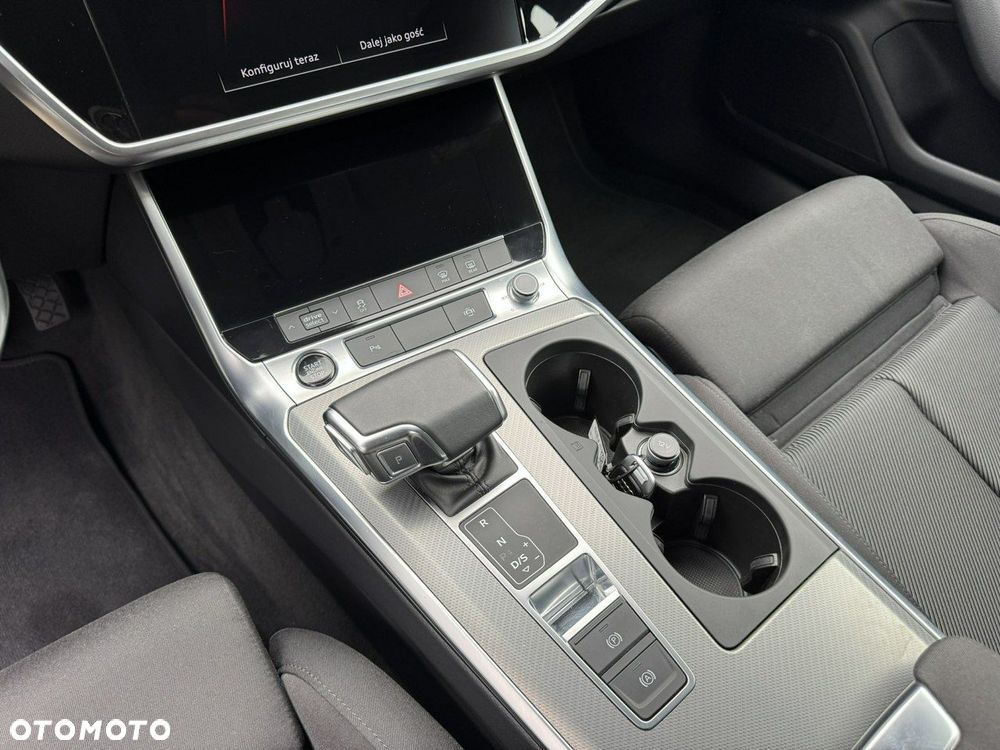Audi A6 Avant 40 TDI quattro S tronic S line - 14
