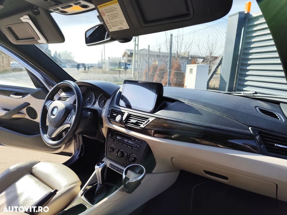 BMW X1 sDrive20d - 27