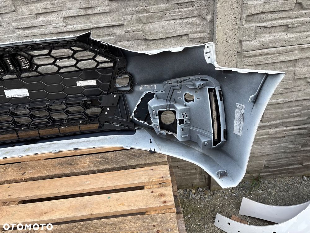 Zderzak przedni  Audi A4 S4  S Line B9 lift 2019- - 8