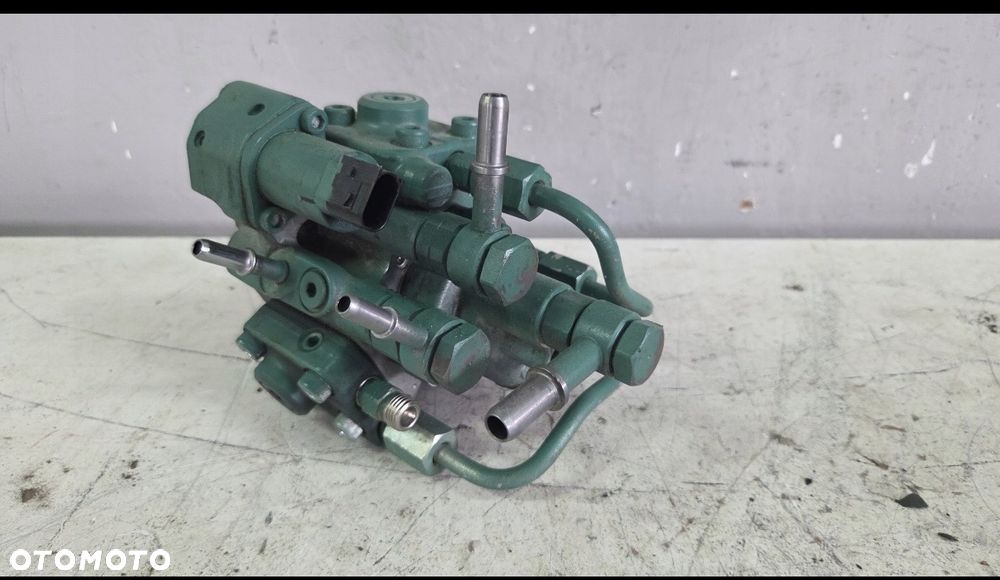 pompa wtryskowa wysokiego ciśnienia volvo penta 22208205 - 4