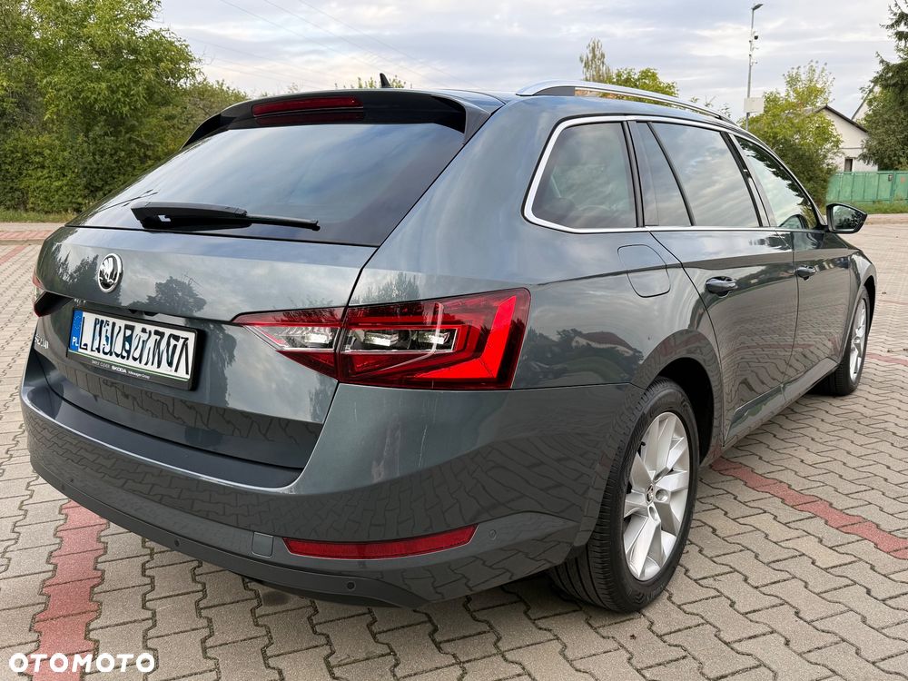 Skoda Superb 1.6 TDI DSG Ambition - 7