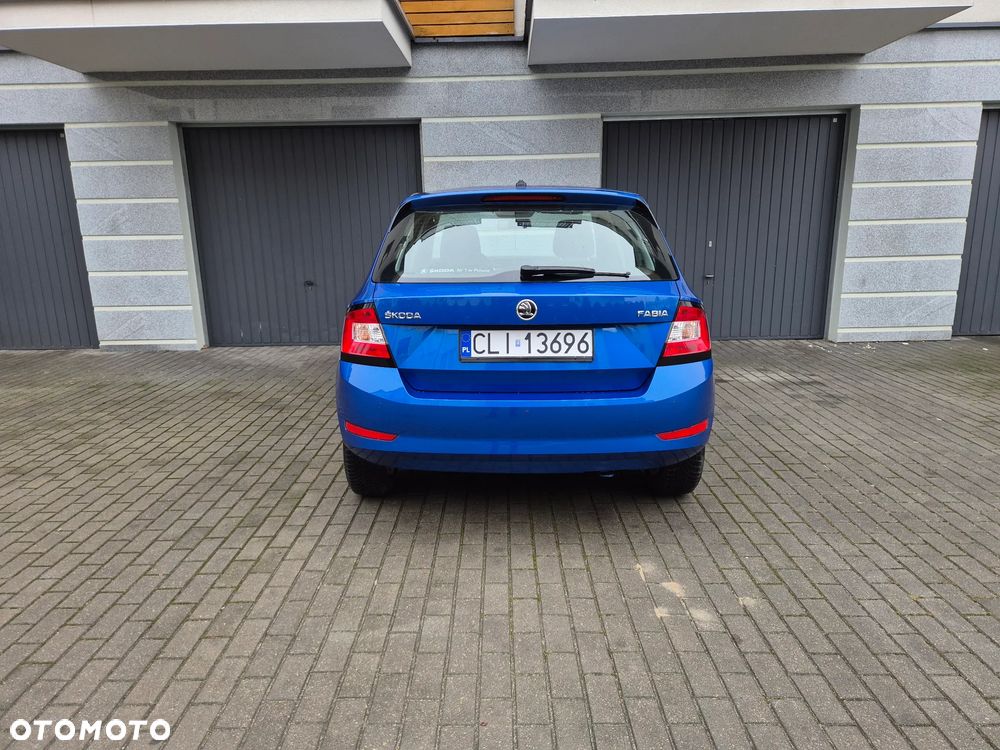 Skoda Fabia 1.2 TSI Active - 6