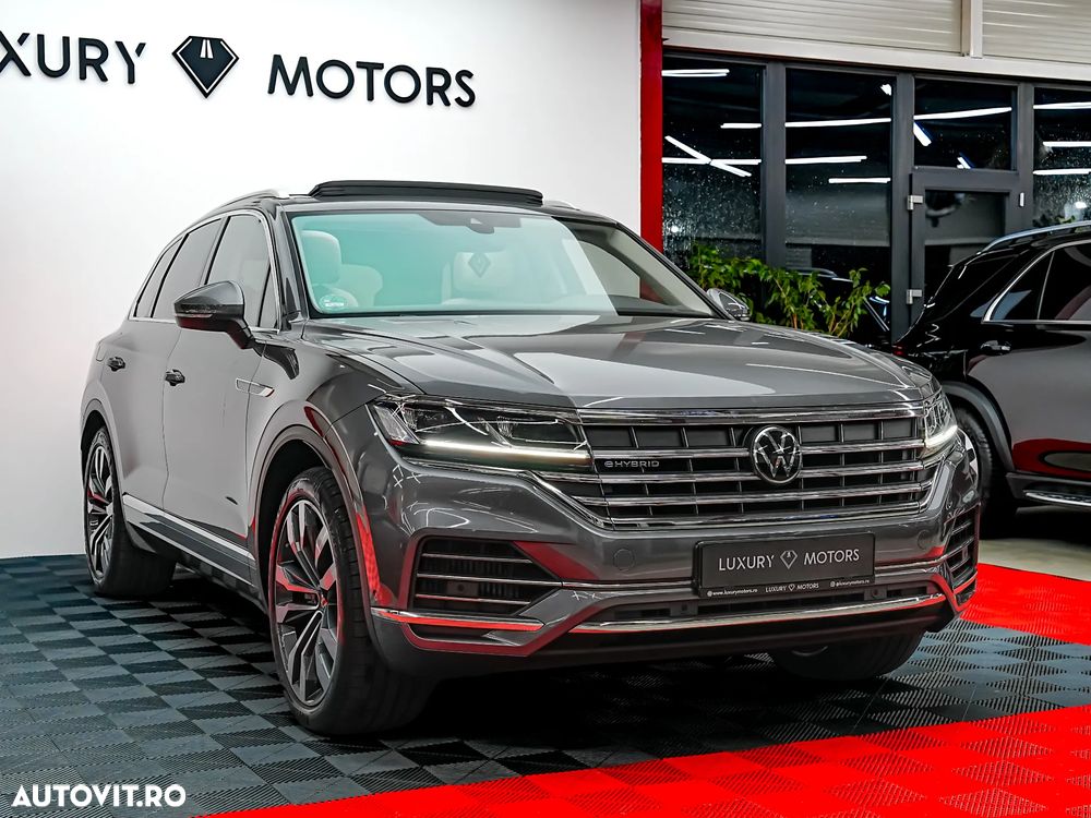 Volkswagen Touareg 3.0 V6 e-Hybrid 4Motion Aut. Elegance - 12