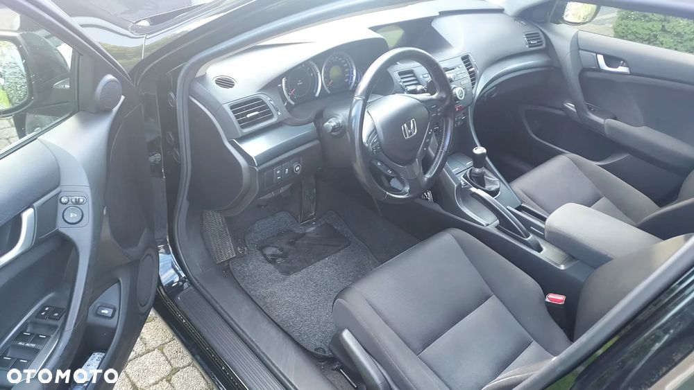 Honda Accord 2.0 Lifestyle - 6