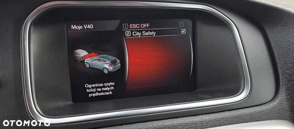 Volvo V40 D2 Geartronic Momentum - 25