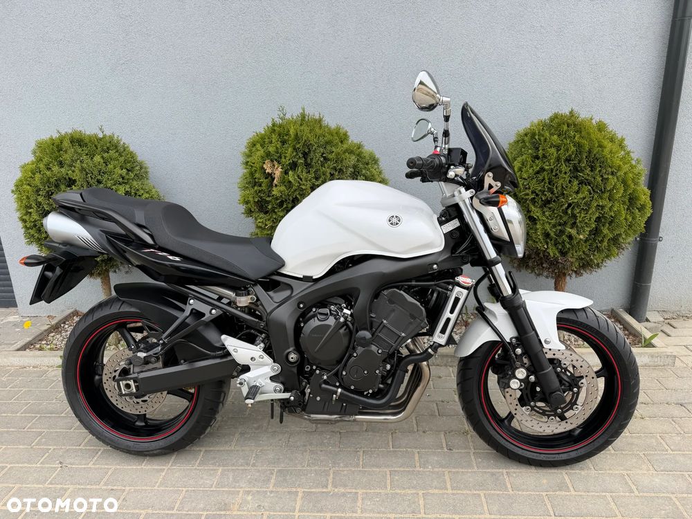 Yamaha FZ - 2