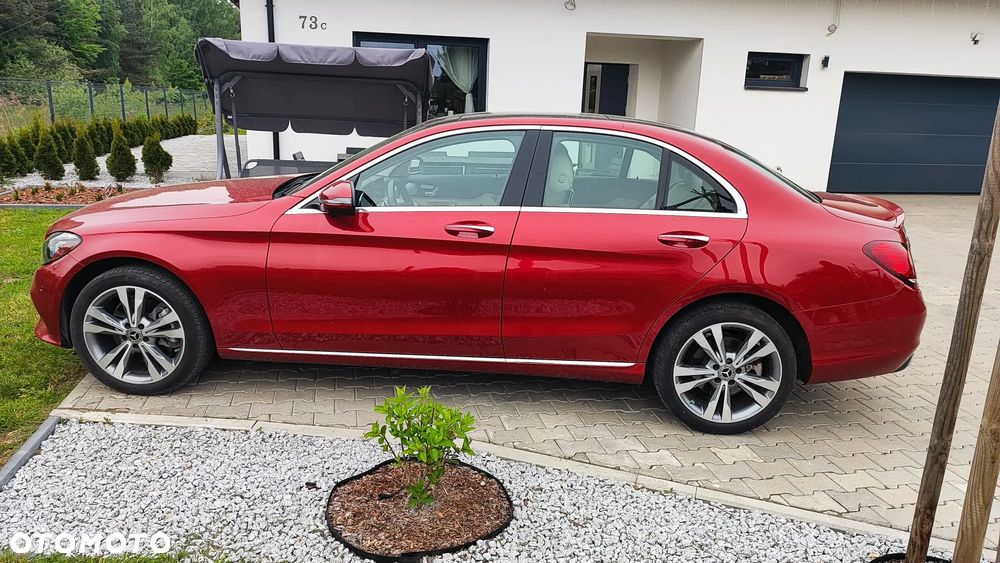Mercedes-Benz Klasa C 300 4MATIC 9G-TRONIC - 4