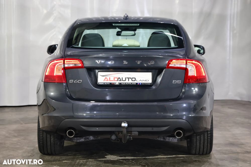 Volvo S60 D5 - 37