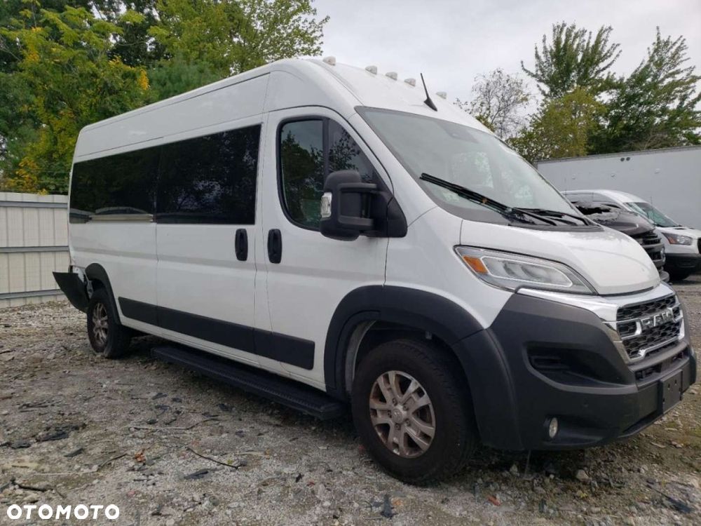 RAM ProMaster - 6