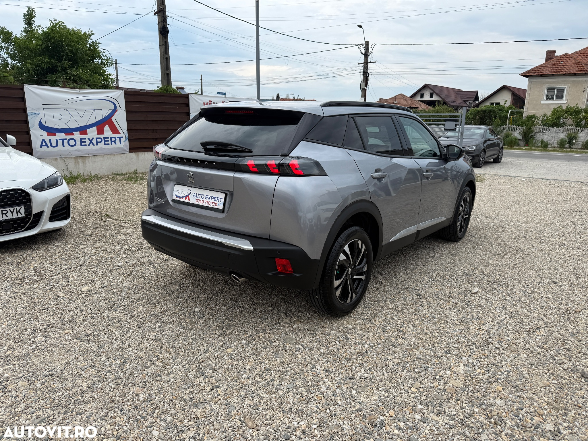 Peugeot 2008 BlueHDi 130 EAT8 Allure Pack - 4