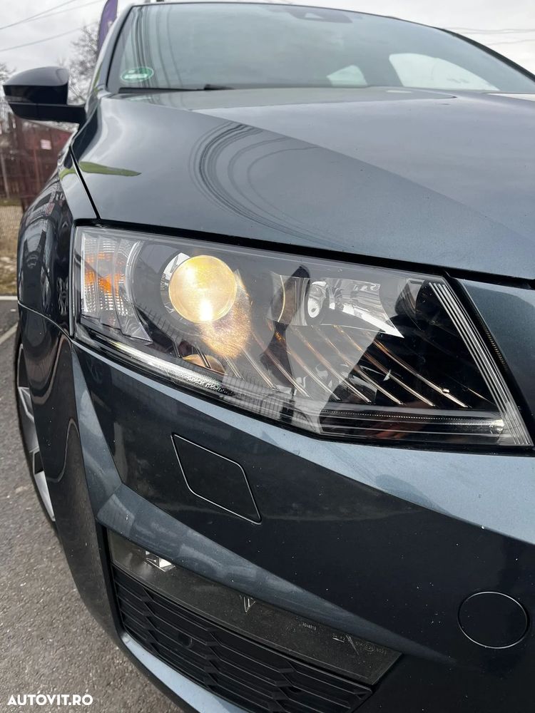Skoda Octavia 2.0 TDI (Green tec) DSG RS - 24
