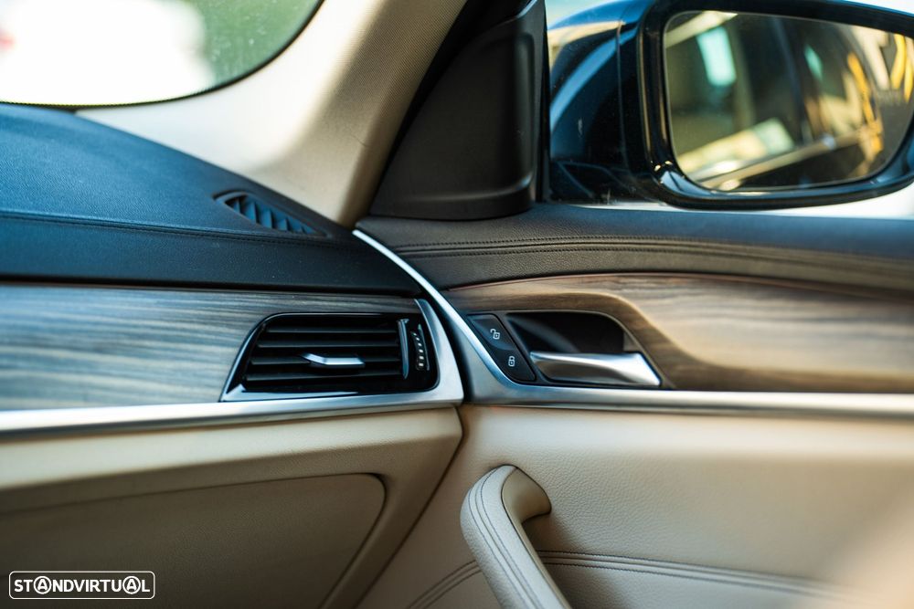 BMW 520 d Line Luxury Auto - 15