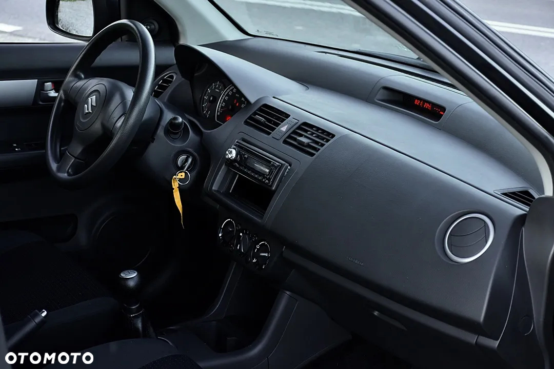 Suzuki Swift 1.3 Comfort - 17