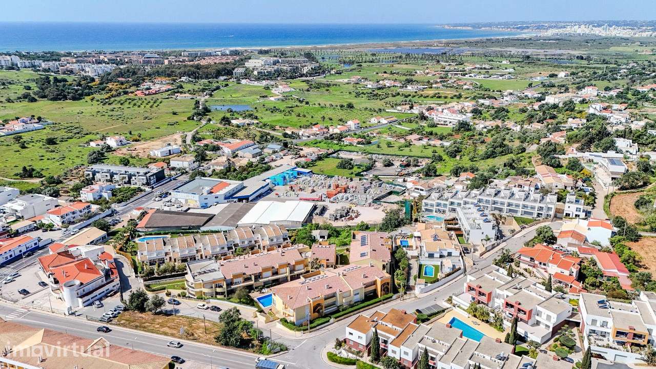 T2 c/ vista mar, piscina e garagem | "Vale de Parra Village" - Grande imagem: 2/49