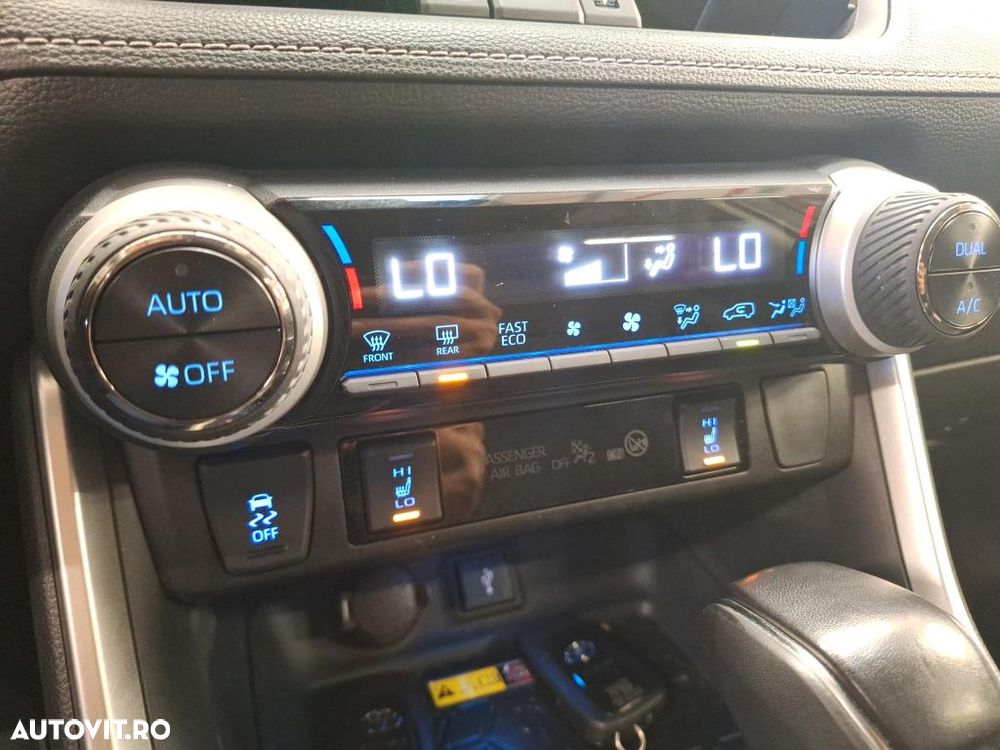 Toyota RAV4 2.5 Hybrid VVT-iE 4x4 Luxury Plus - 5