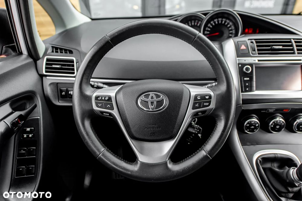 Toyota Verso 1.8 7-Sitzer Comfort - 23