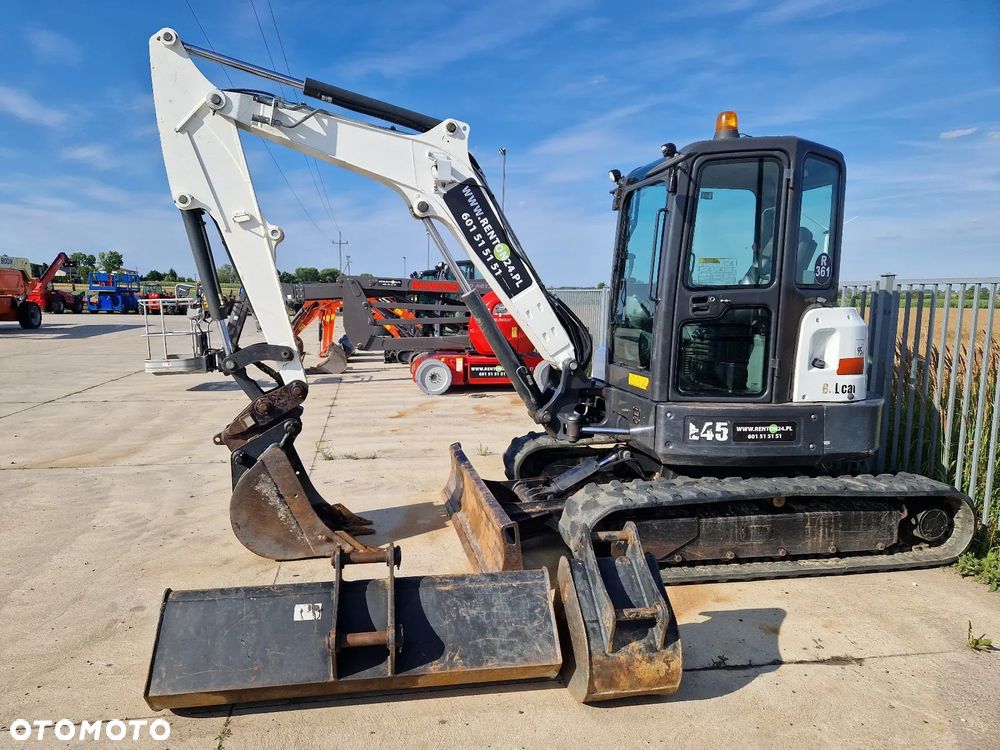 Bobcat E 45 jak Kubota Cat Wacker R361 - 7