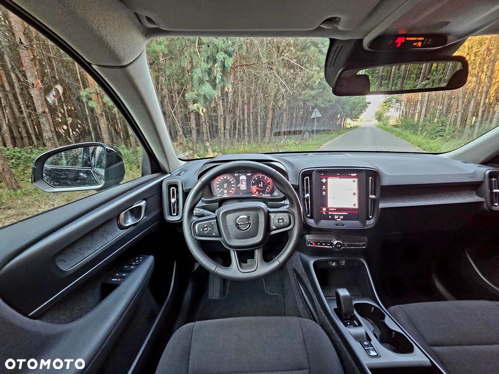 Volvo XC 40 T2 Essential - 10