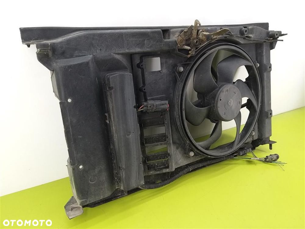 Wentylator chłodnicy wody OBUDOWA Peugeot 307  I 1.4HDI 68KM 2001-2005R - 6