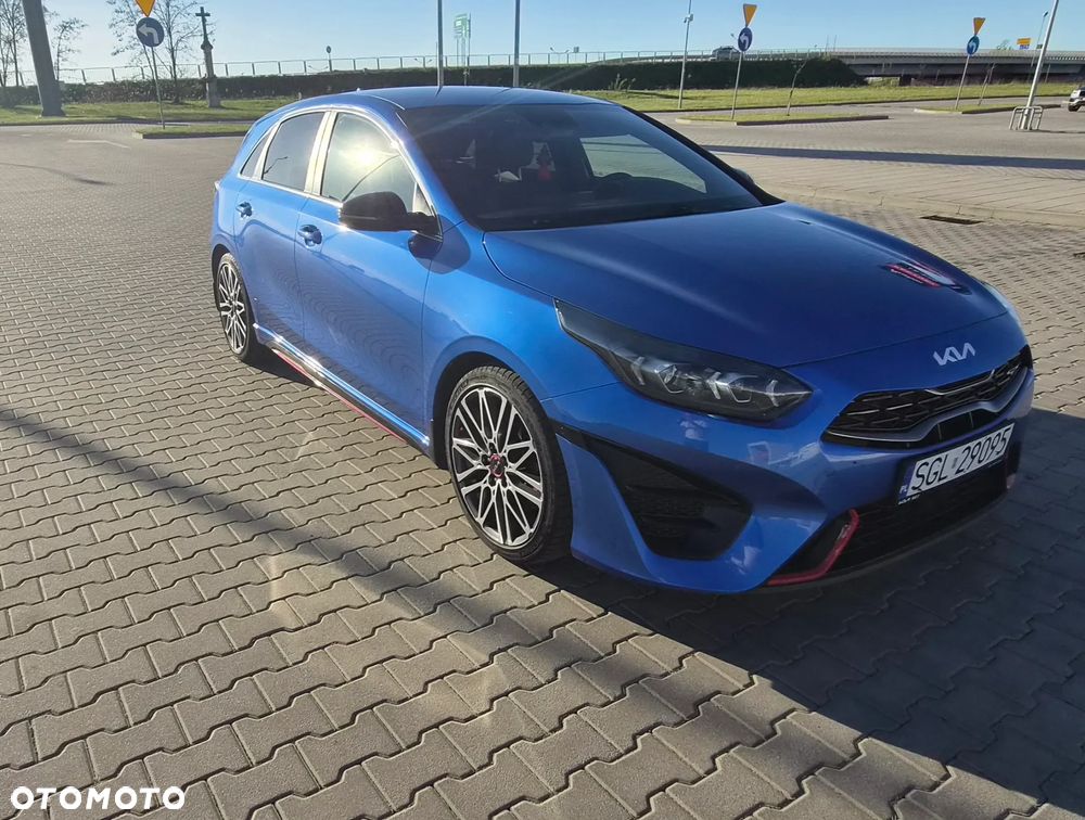 Kia Ceed - 9